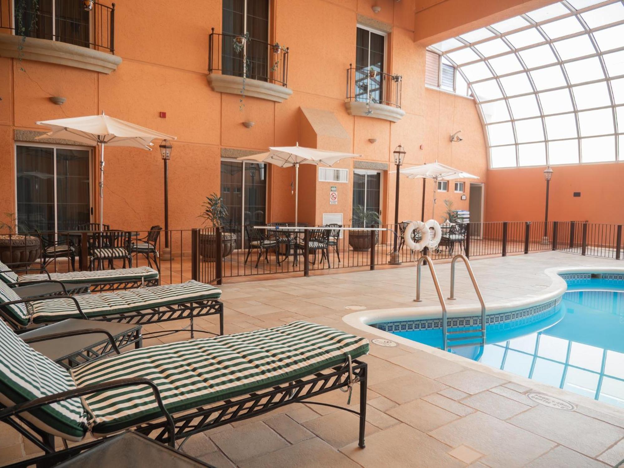 Holiday Inn Express Silao-Aeropuerto Bajio By Ihg Exterior foto