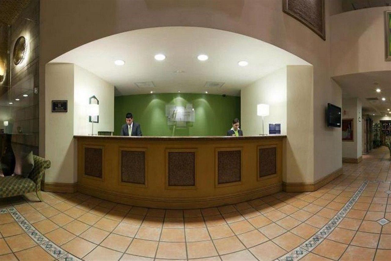 Holiday Inn Express Silao-Aeropuerto Bajio By Ihg Exterior foto